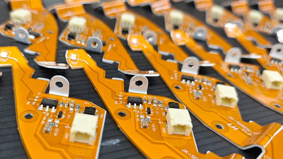 Γιατί η επιλογή ενός τοπικού εργοστασίου PCBA βελτιώνει την αποτελεσματικότητα της συνεργασίας;