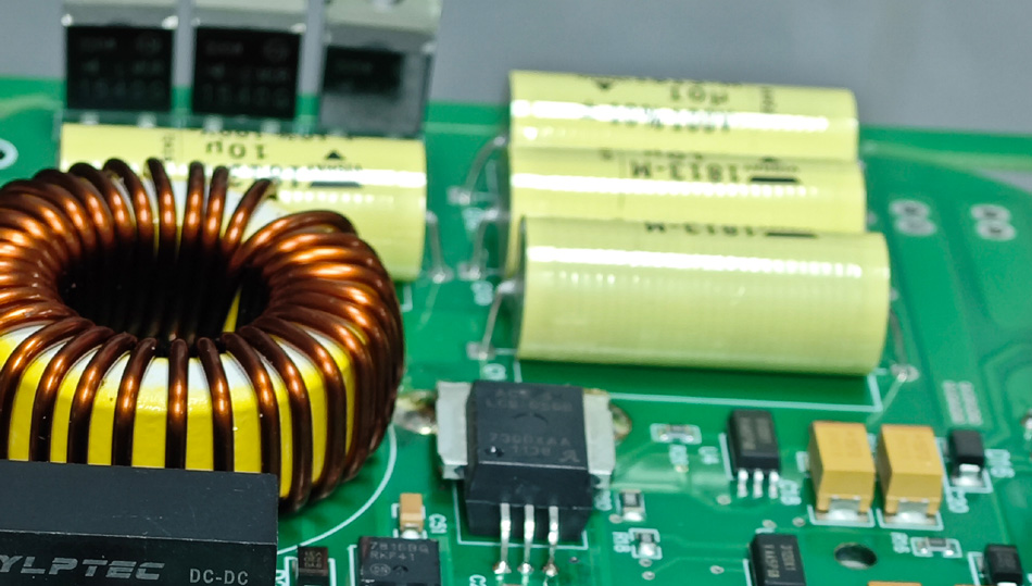 Πώς μπορούμε να αξιολογήσουμε την ποιότητα των υπηρεσιών των εργοστασίων PCBA μέσω των σχολίων των πελατών;