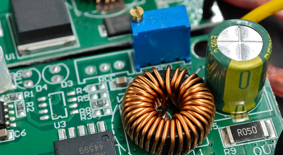 Μελέτη περίπτωσης επιτυχίας εργοστασίου PCBA: Βασικοί παράγοντες στην επιλογή συνεργάτη