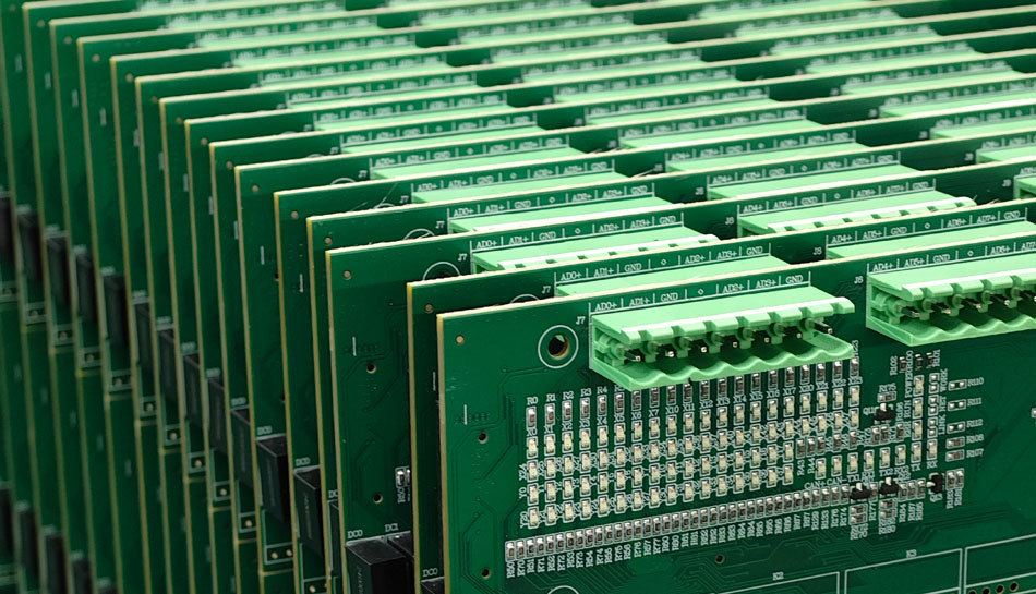 Πώς να επιλέξετε το σωστό εργοστάσιο PCBA με βάση τα σχόλια των πελατών;