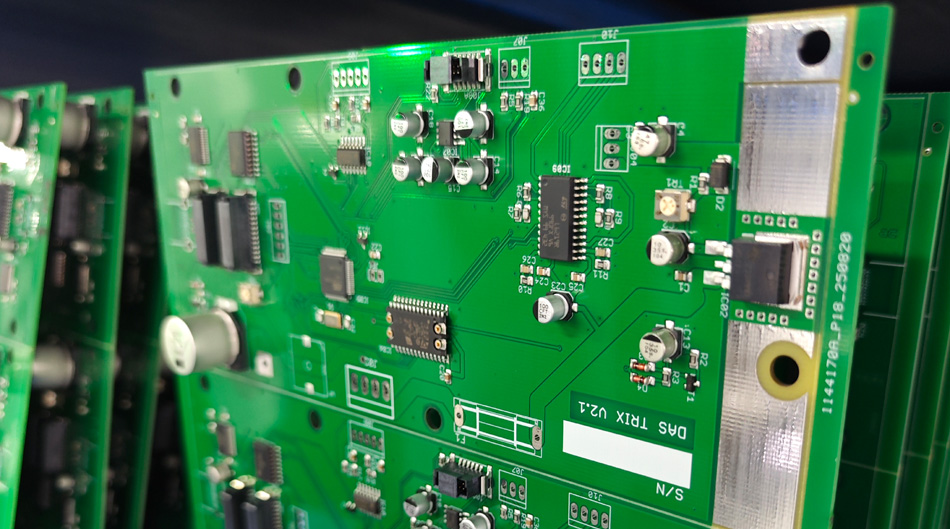 Πώς μπορούν τα εργοστάσια PCBA να βελτιώσουν την ανταγωνιστικότητα των προϊόντων τους μέσω προηγμένων διαδικασιών SMT;